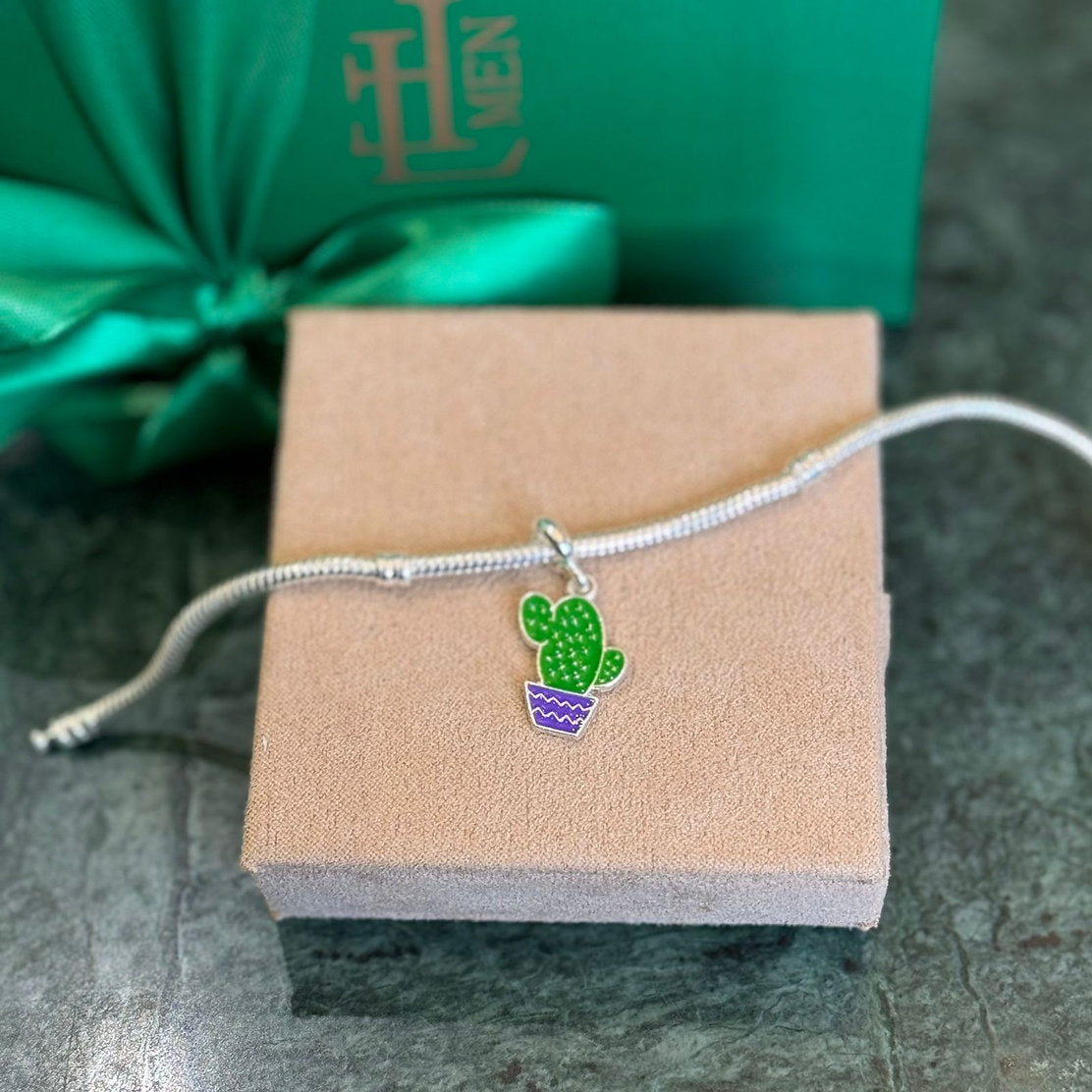 Berloque Cactus Cartoon