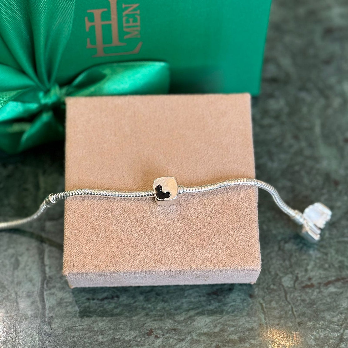 Berloque Square M Mouse