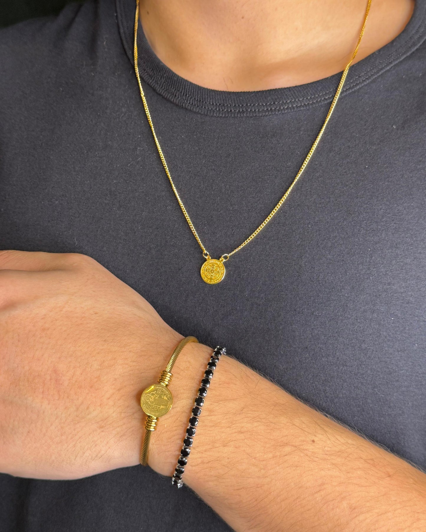 Kit Bracelete São Bento + Escapulário + Riviera de Brinde