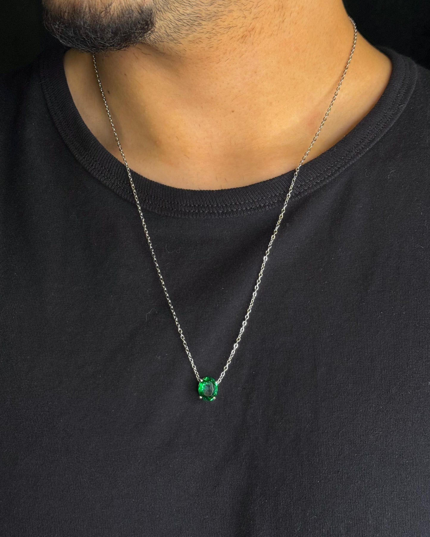 Colar Broadway Esmeralda