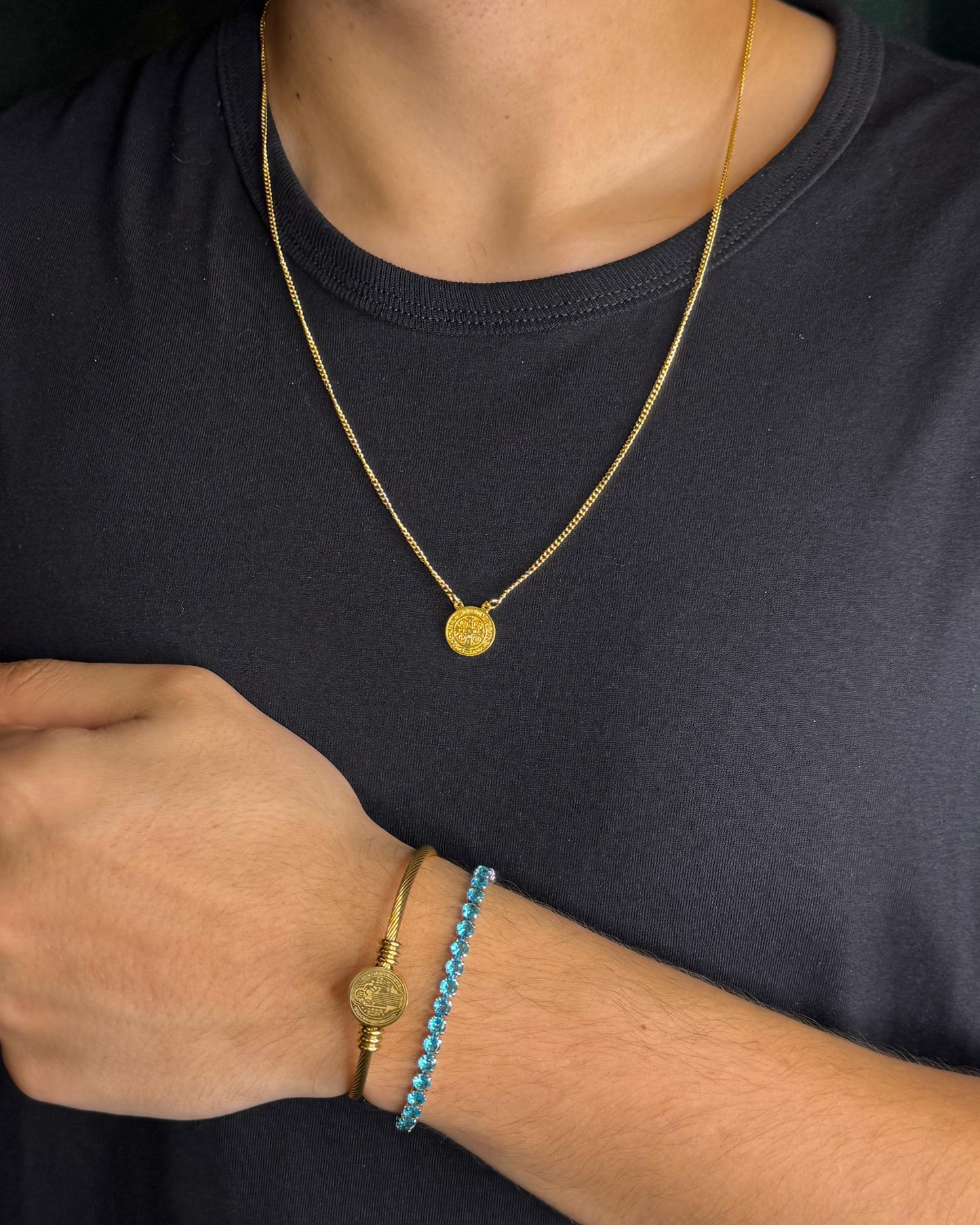 Kit Bracelete São Bento + Escapulário + Riviera de Brinde