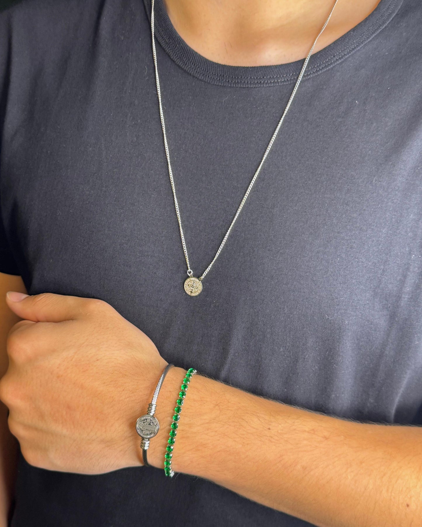 Kit Bracelete São Bento + Escapulário + Riviera de Brinde