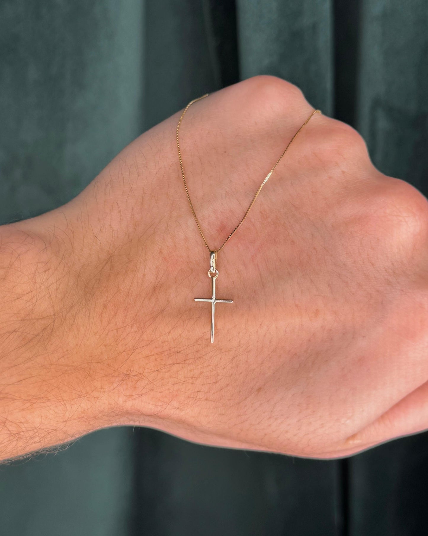 Colar Cruz Slim OURO 18K