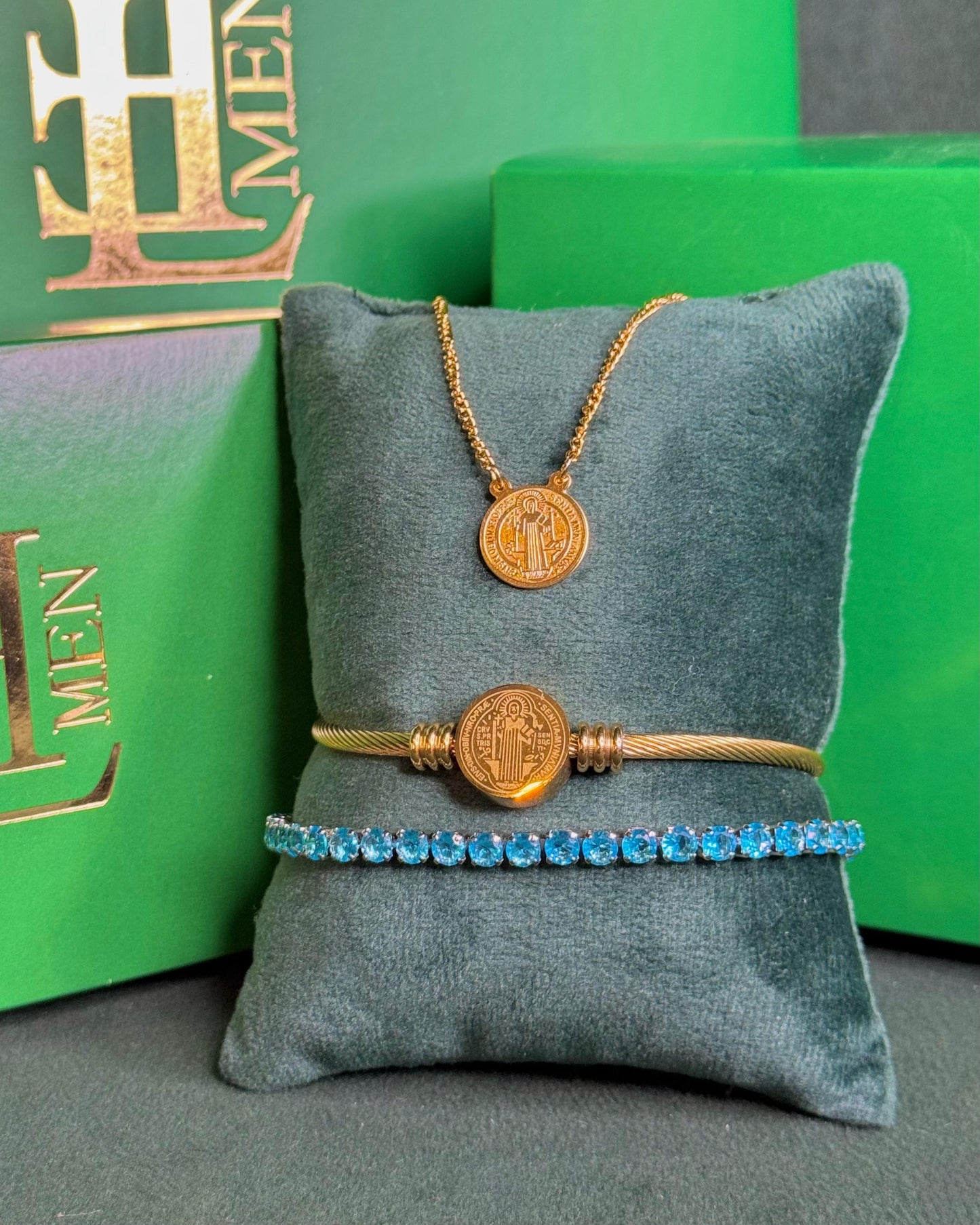 Kit Bracelete São Bento + Escapulário + Riviera de Brinde