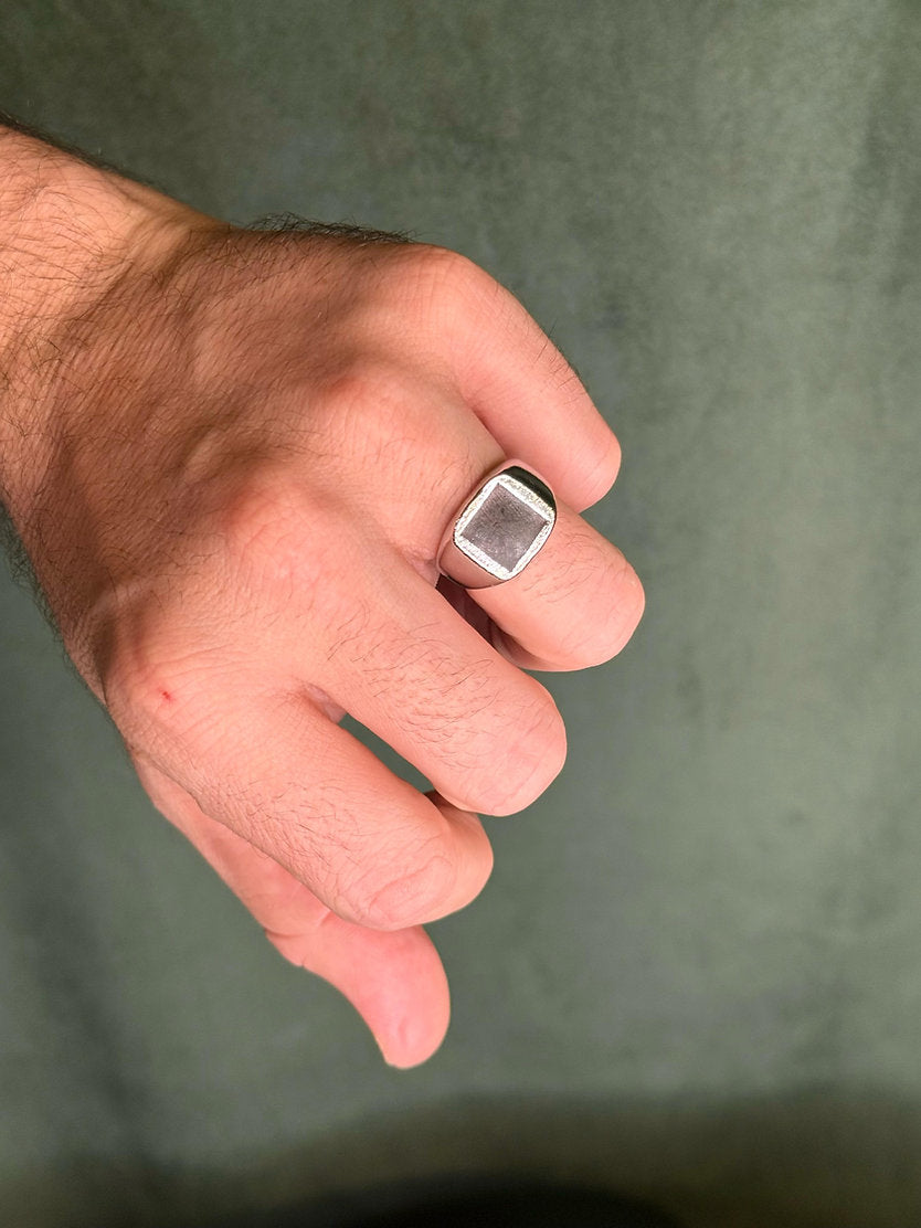 Anel Black Square
