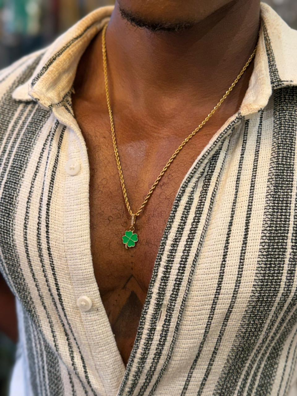 Colar Inicial Trevinho Green em DNA