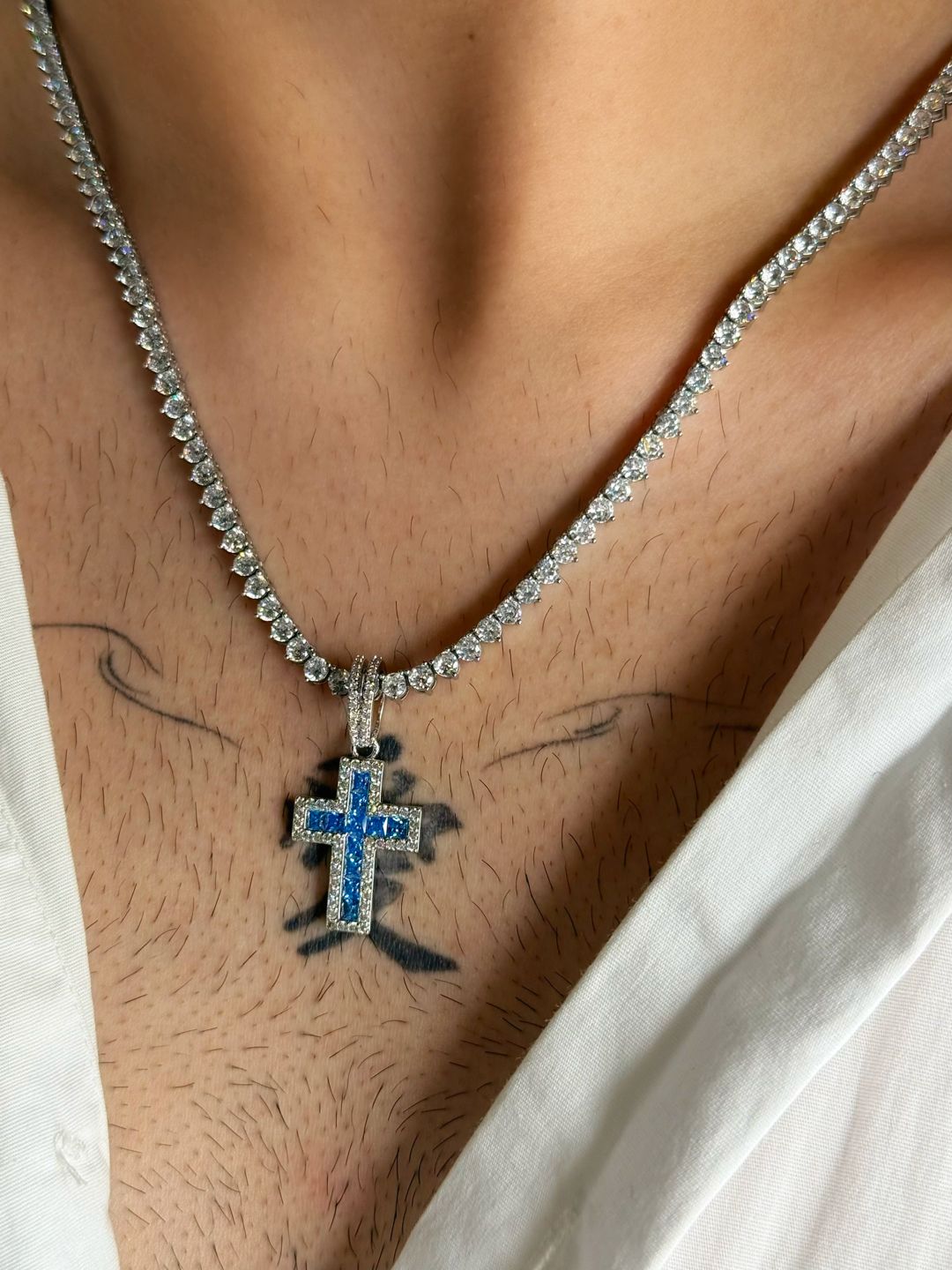 Colar Riviera Cristal Premium + Lumen Cross Safira