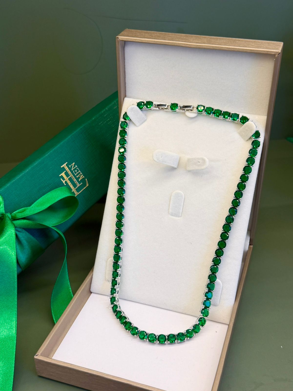 Colar Riviera Emerald Shine