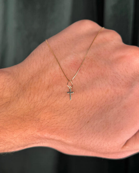 Colar Cruz Petit OURO 18K