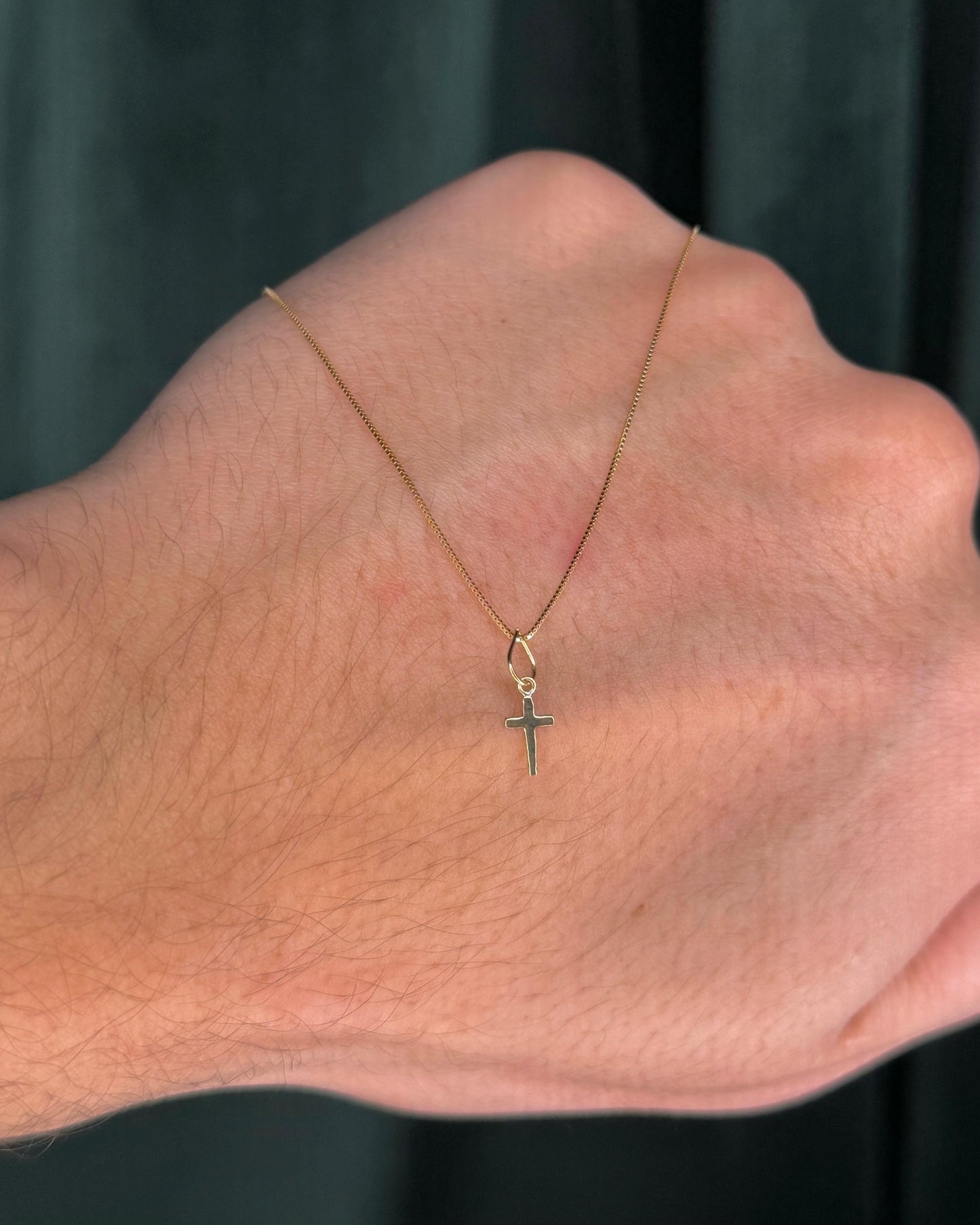 Colar Cruz Petit OURO 18K