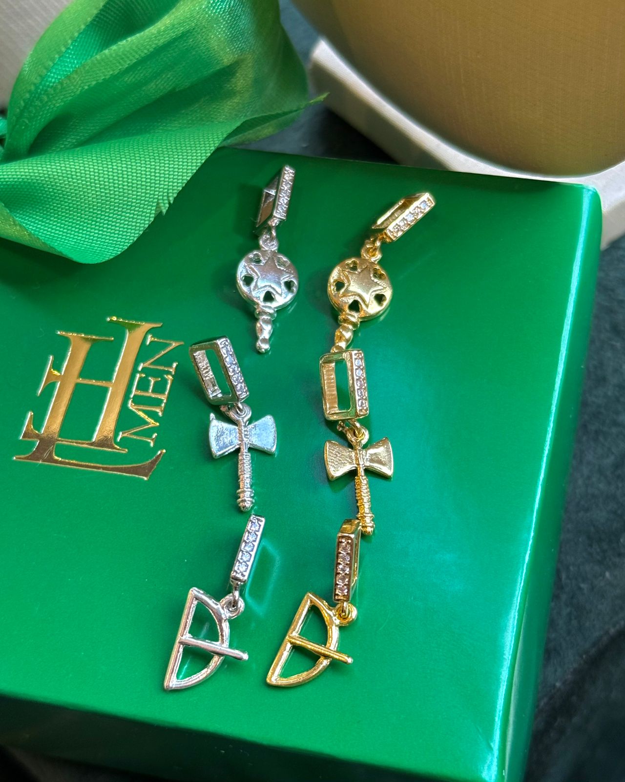 Colar Ferramentas dos Orixás (Monte o Seu) - Dourado