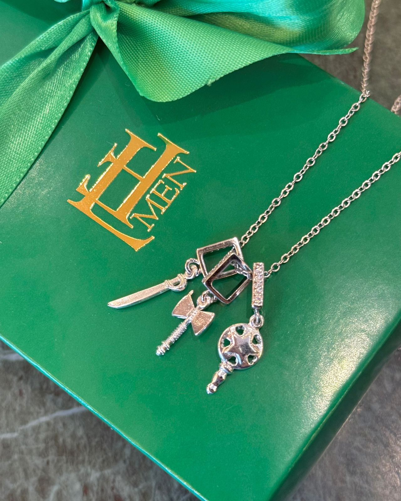 Colar Ferramentas dos Orixás (Monte o Seu) - Prateado