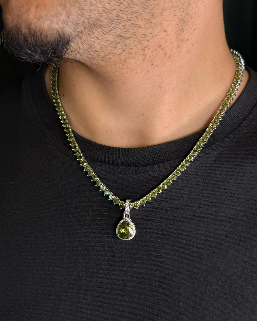 Colar Riviera Peridotto com Gota Premium